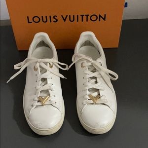 Louis Vuitton Beat up sneakers